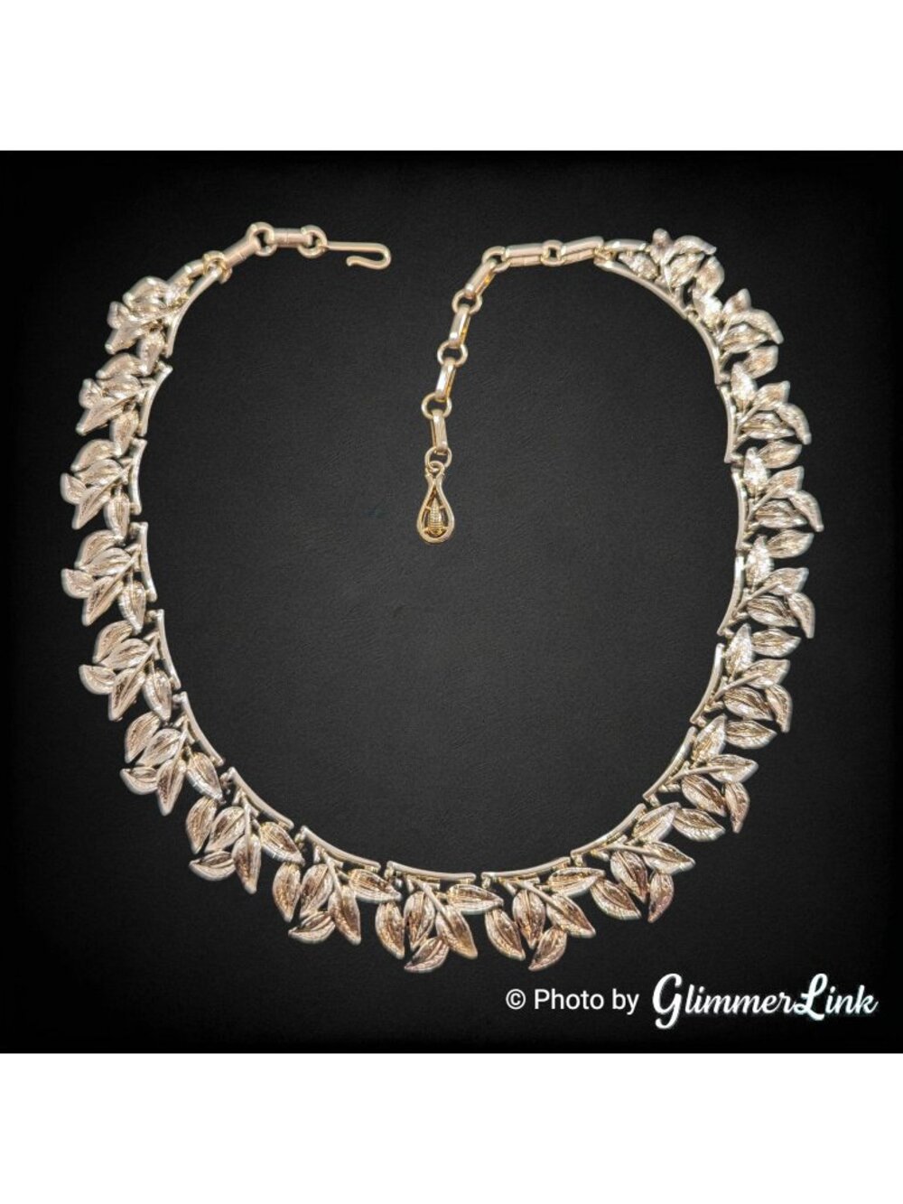 Vintage Coro Gold Tone Laurel Leaf Choker Necklace Mid Century